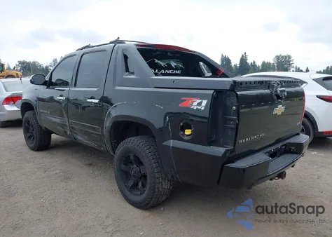 2013 Chevrolet Avalanche Lt z USA, uszkodzony, nr VIN 3GNTKFE79DG156661